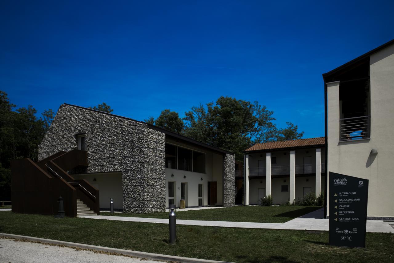 Cascina Monte Diviso Hostel กัลลาราเต ภายนอก รูปภาพ